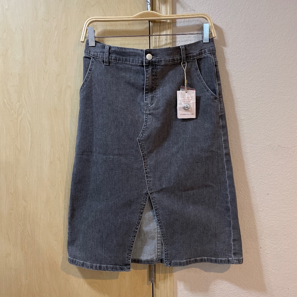 Women Small Gray Denim Skirt midi length- New